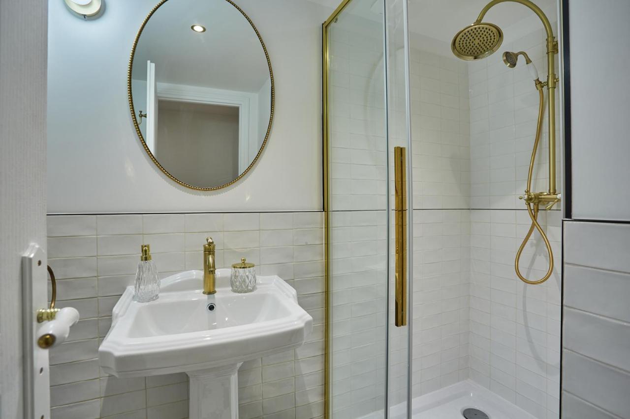 Apartment Saint Germain Des Pres By Studio Prestige Paris Extérieur photo
